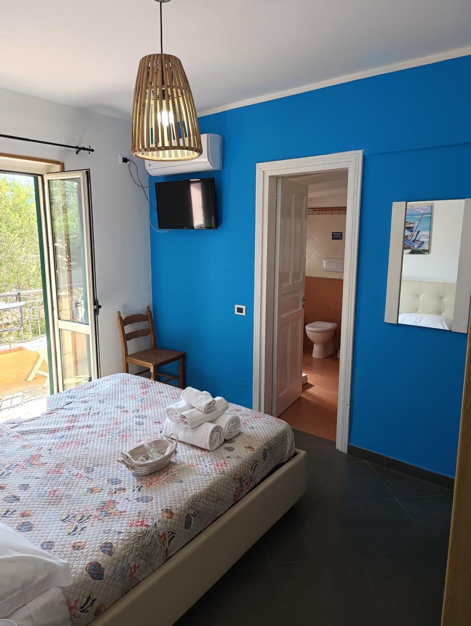 Case Vacanze Azzurra Marina di Camerota Extérieur photo
